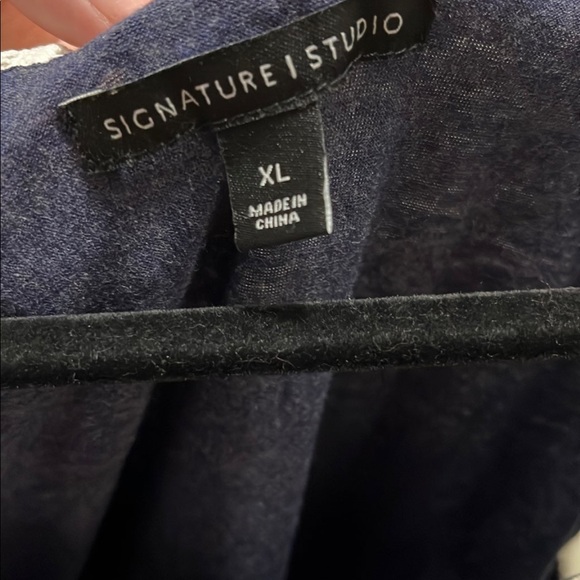 Navy Dress with White Floral Lace Overlay - Picture 3 of 3